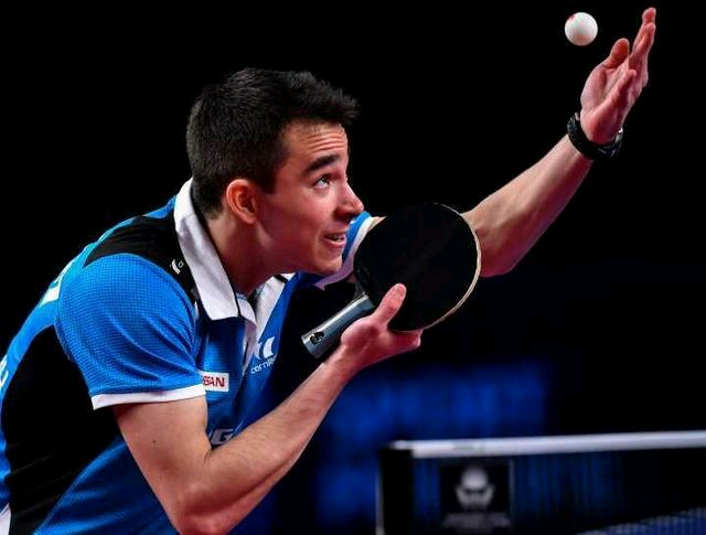 德天空：安东在中卫位置上表现稳定，是多特目前的领袖之一