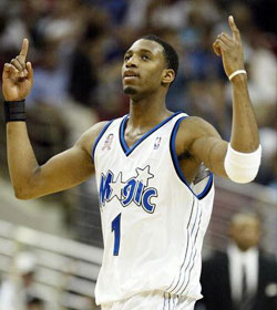 这就是欧文对科比心服口服的原因吧，他面对任何球星都能游刃有余